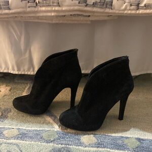 Black suede booties with heel